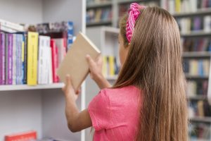 Els 5 llibres més prestats de la biblioteca: una selecció que no et pots perdre!